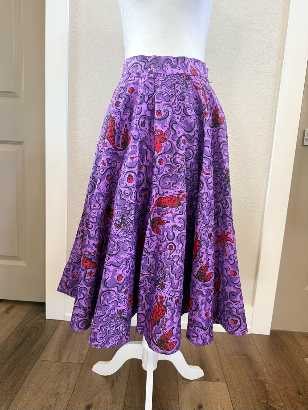 Vixen by Micheline Pitt siren swing skirt M